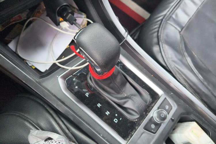 Used Chery Tiggo 3X 2021 Diamond Edition 1.5L CVT 3-Carat Gear Lever