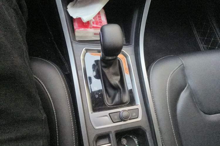 Used Chery Tiggo 3X 2021 PLUS 1.5L CVT Thrilling Red Date Edition Gear Lever