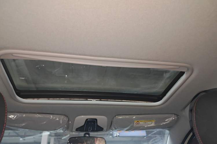 Used Chery Tiggo 3X 2021 Diamond Edition 1.5L CVT 3-Carat Headliner