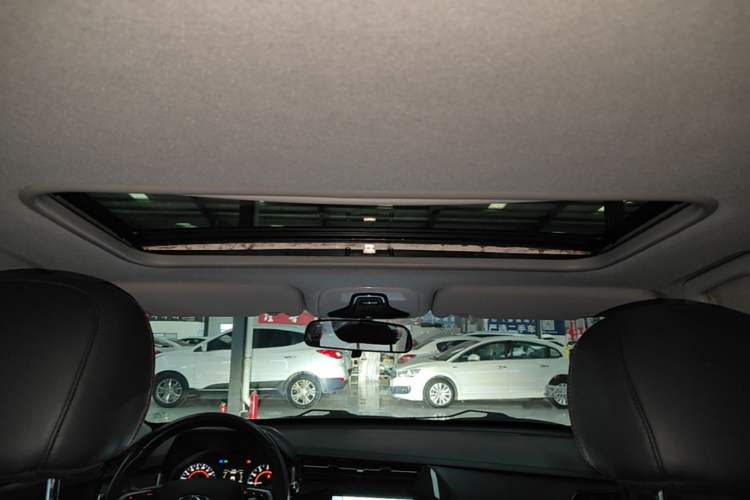 Used Chery Tiggo 3X 2021 Diamond Edition 1.5L CVT 3-Carat II Model Headliner