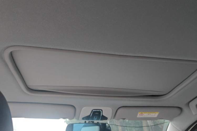 Used Chery Tiggo 3X 2021 Diamond Edition 1.5L CVT 3-Carat Headliner
