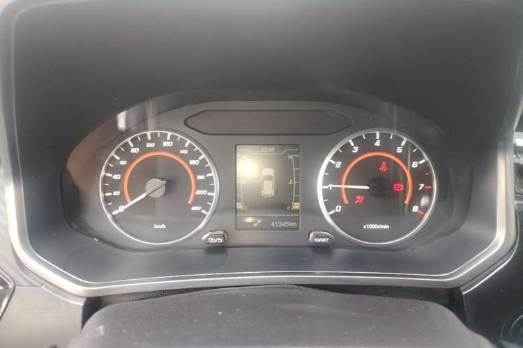 Used Chery Tiggo 3X 2021 Revised Version PLUS 1.5L Manual – Passionate Red Date Edition Instrument Cluster
