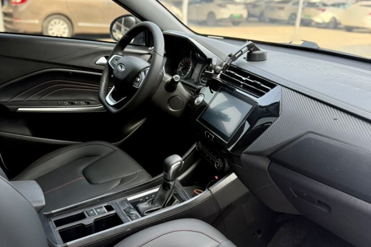 Used Chery Tiggo 3X 2021 Diamond Edition 1.5L CVT 3-Carat Interior 2