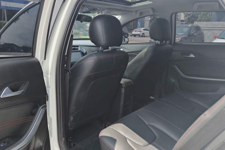 Used Chery Tiggo 3X 2021 Diamond Edition 1.5L CVT 3-Carat Interior 3