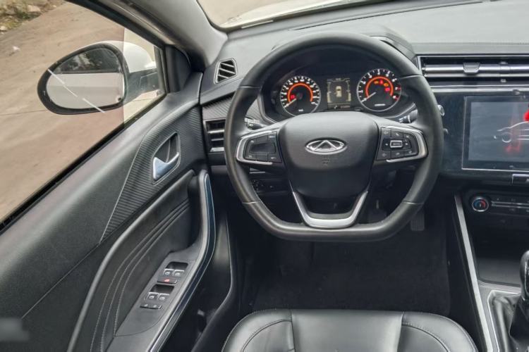 Used Chery Tiggo 3X 2021 Revised Version PLUS 1.5L Manual – Passionate Red Date Edition Interior 5