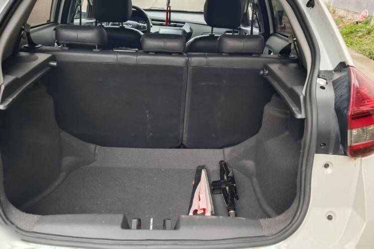 Used Chery Tiggo 3X 2021 Revised Version PLUS 1.5L Manual – Passionate Red Date Edition Interior 6
