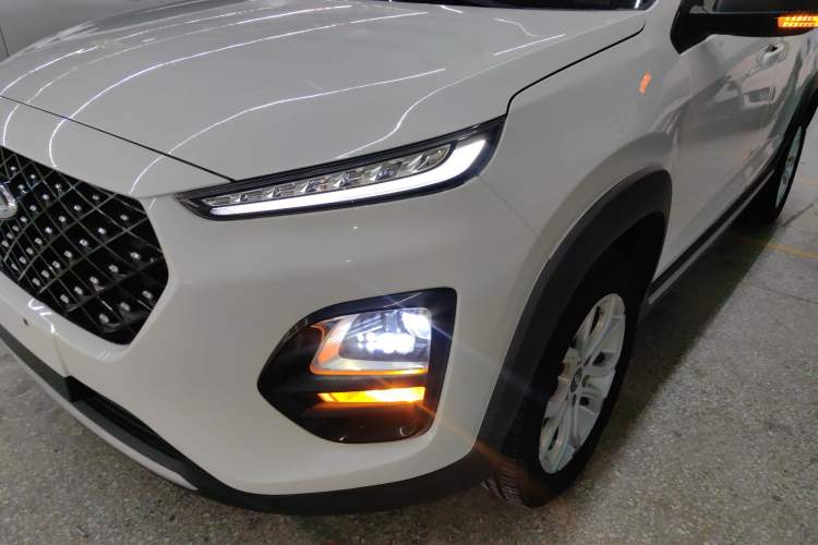 Used Chery Tiggo 3X 2021 Diamond Edition 1.5L CVT 3-Carat II Model Left Front Headlight
