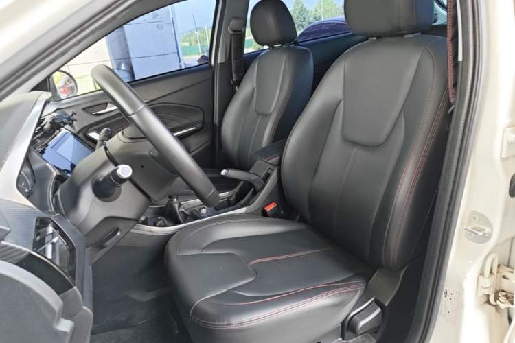 Used Chery Tiggo 3X 2021 Revised Diamond Edition 1.5L Manual 2 Carat Left Front Seat