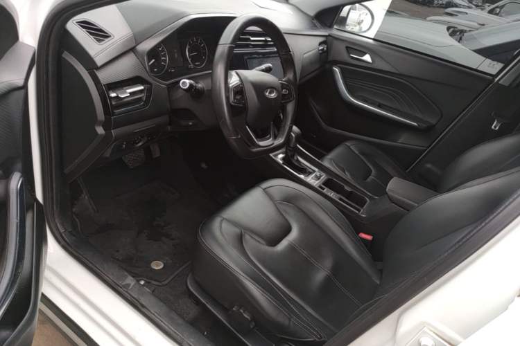 Used Chery Tiggo 3X 2021 PLUS 1.5L CVT Thrilling Red Date Edition Left Front Seat
