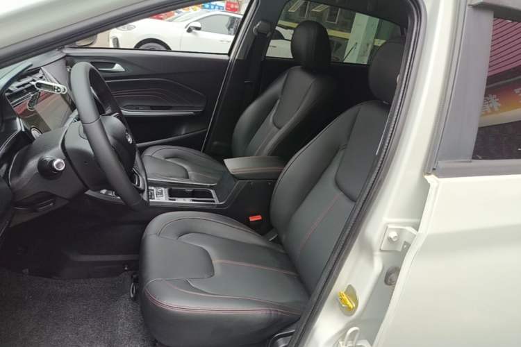 Used Chery Tiggo 3X 2021 Diamond Edition 1.5L CVT 3-Carat Left Front Seat