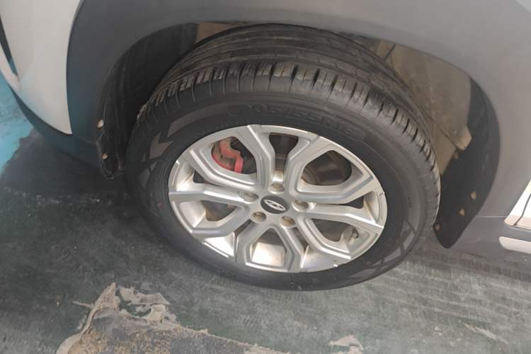 Used Chery Tiggo 3X 2021 Diamond Edition 1.5L CVT 3-Carat Left Front Wheel Hub