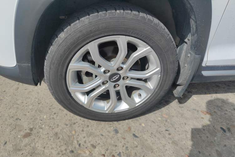 Used Chery Tiggo 3X 2021 PLUS 1.5L Manual "Pain-Free Red Date" Edition Left Front Wheel Hub