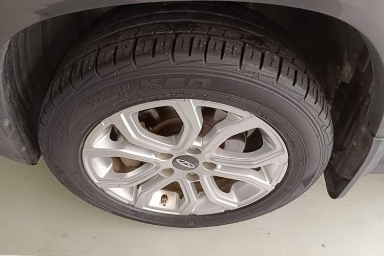 Used Chery Tiggo 3X 2021 PLUS 1.5L CVT Thrilling Red Date Edition Left Front Wheel Hub