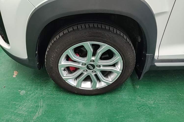 Used Chery Tiggo 3X 2021 Diamond Edition 1.5L CVT 3-Carat Left Front Wheel Hub