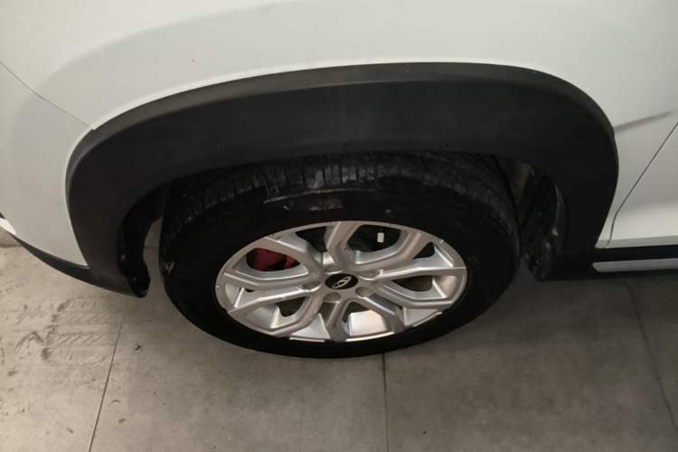 Used Chery Tiggo 3X 2021 Diamond Edition 1.5L CVT 3-Carat Left Front Wheel Hub