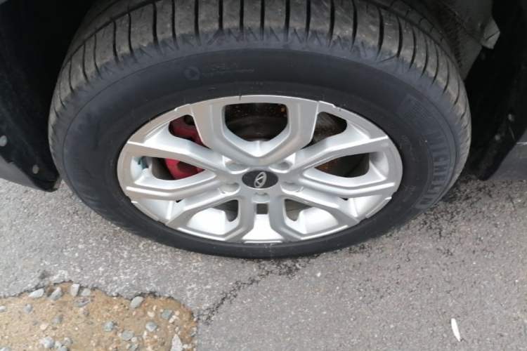 Used Chery Tiggo 3X 2021 Diamond Edition 1.5L CVT 3-Carat II Model Left Front Wheel Hub