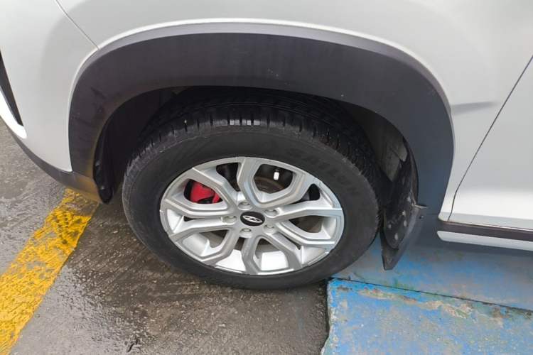 Used Chery Tiggo 3X 2021 Diamond Edition 1.5L CVT 3-Carat Left Front Wheel Hub