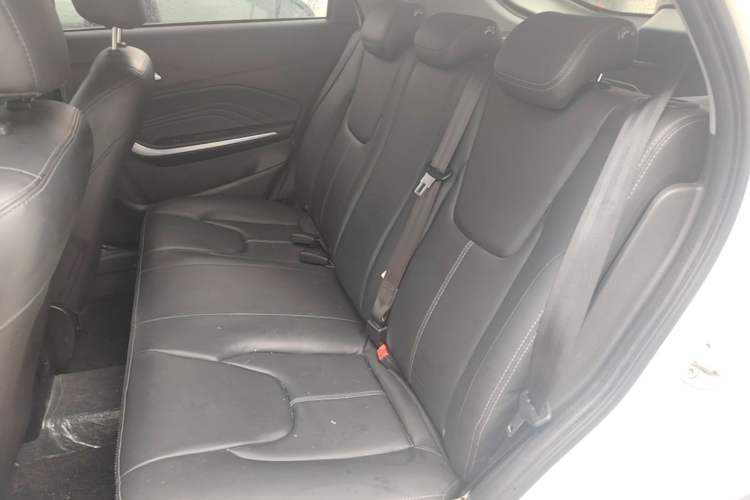 Used Chery Tiggo 3X 2021 Revised Version PLUS 1.5L Manual – Passionate Red Date Edition Left Rear Seat