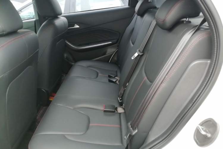Used Chery Tiggo 3X 2021 Diamond Edition 1.5L CVT 3-Carat II Model Left Rear Seat