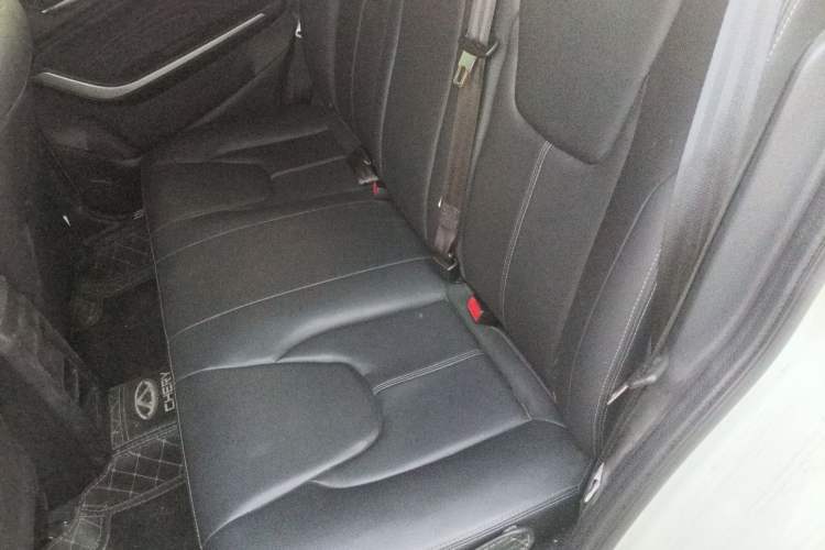Used Chery Tiggo 3X 2021 PLUS 1.5L CVT Thrilling Red Date Edition Left Rear Seat