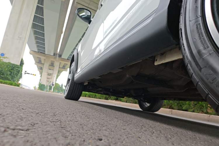 Used Chery Tiggo 3X 2021 PLUS 1.5L CVT Zhenxing Songzi Edition Left Side Sill