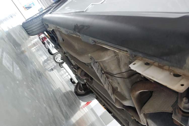 Used Chery Tiggo 3X 2021 Revised Diamond Edition 1.5L Manual 2 Carat Left Side Sill