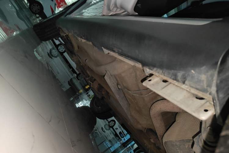 Used Chery Tiggo 3X 2021 Diamond Edition 1.5L CVT 3-Carat II Model Left Side Sill