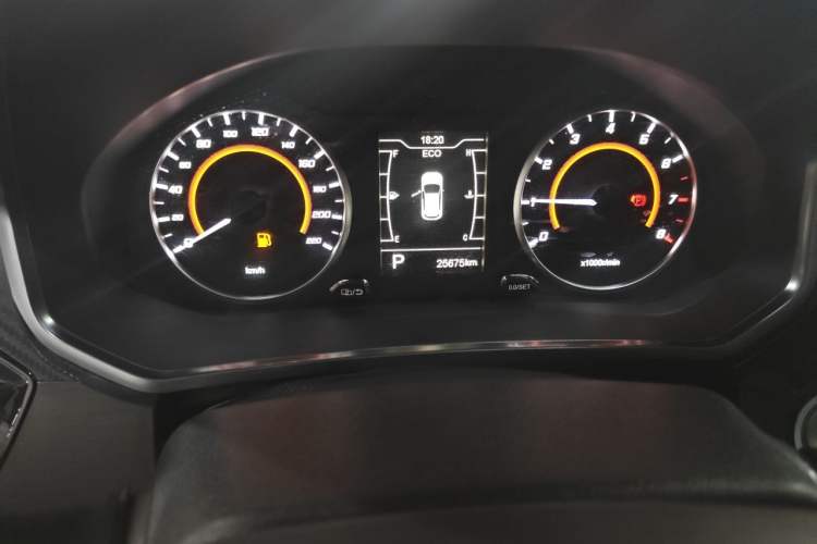 Used Chery Tiggo 3X 2021 PLUS 1.5L CVT Thrilling Red Date Edition Odometer Close Up