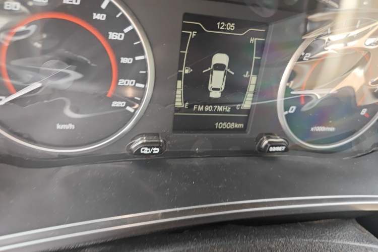 Used Chery Tiggo 3X 2021 Revised Version PLUS 1.5L Manual – Passionate Red Date Edition Odometer Close Up