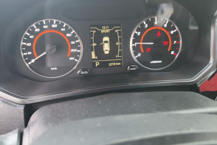Used Chery Tiggo 3X 2021 Diamond Edition 1.5L CVT 3-Carat Odometer Close Up