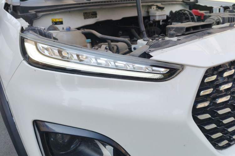 Used Chery Tiggo 3X 2021 PLUS 1.5L CVT Thrilling Red Date Edition Right Front Headlight