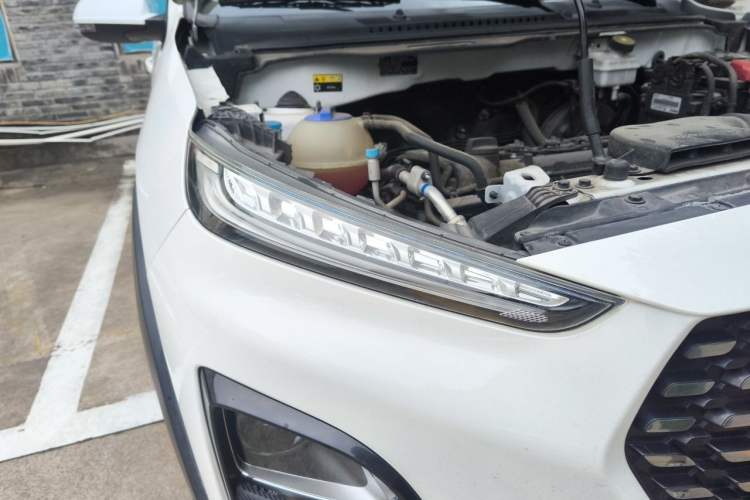 Used Chery Tiggo 3X 2021 PLUS 1.5L Manual "Pain-Free Red Date" Edition Right Front Headlight