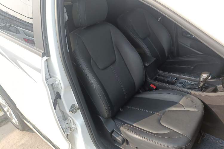 Used Chery Tiggo 3X 2021 PLUS 1.5L CVT Thrilling Red Date Edition Right Front Seat