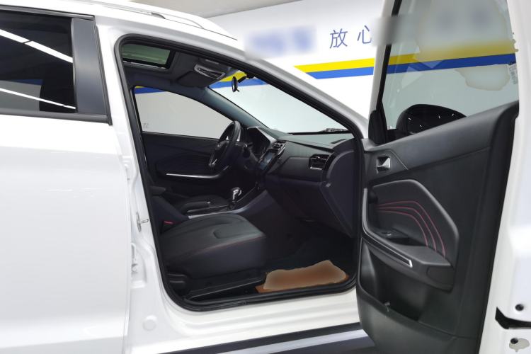 Used Chery Tiggo 3X 2021 Diamond Edition 1.5L CVT 3-Carat II Model Right Front Seat
