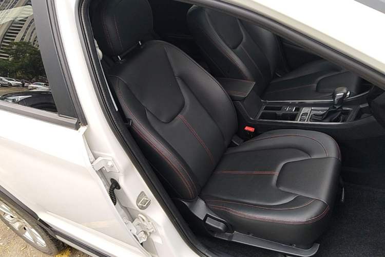 Used Chery Tiggo 3X 2021 Diamond Edition 1.5L CVT 3-Carat Right Front Seat