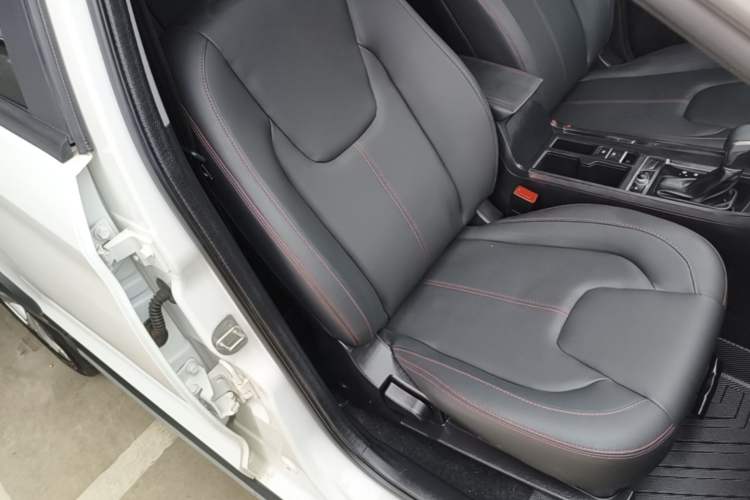 Used Chery Tiggo 3X 2021 Diamond Edition 1.5L CVT 3-Carat Right Front Seat