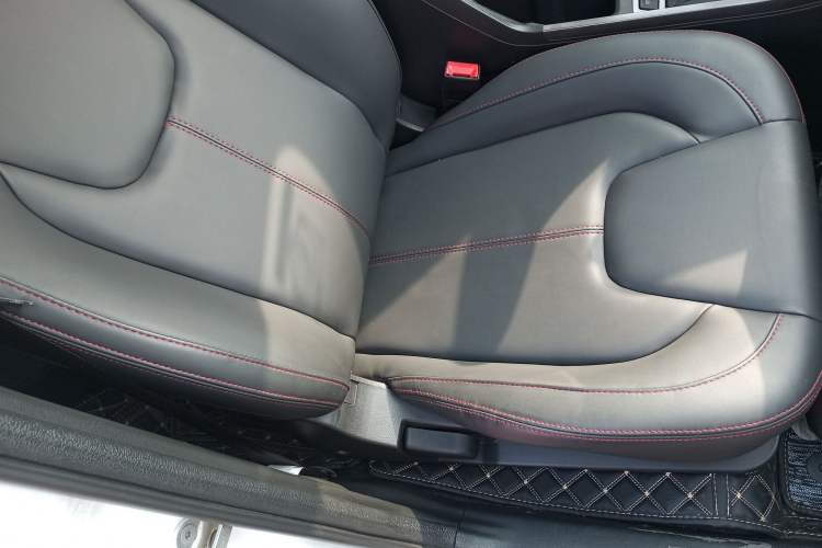 Used Chery Tiggo 3X 2021 Revised Diamond Edition 1.5L Manual 2 Carat Right Front Seat