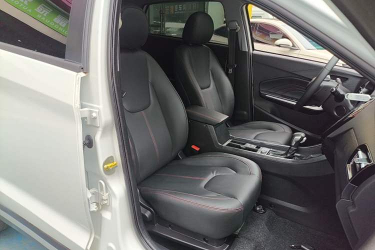Used Chery Tiggo 3X 2021 Diamond Edition 1.5L CVT 3-Carat Right Front Seat