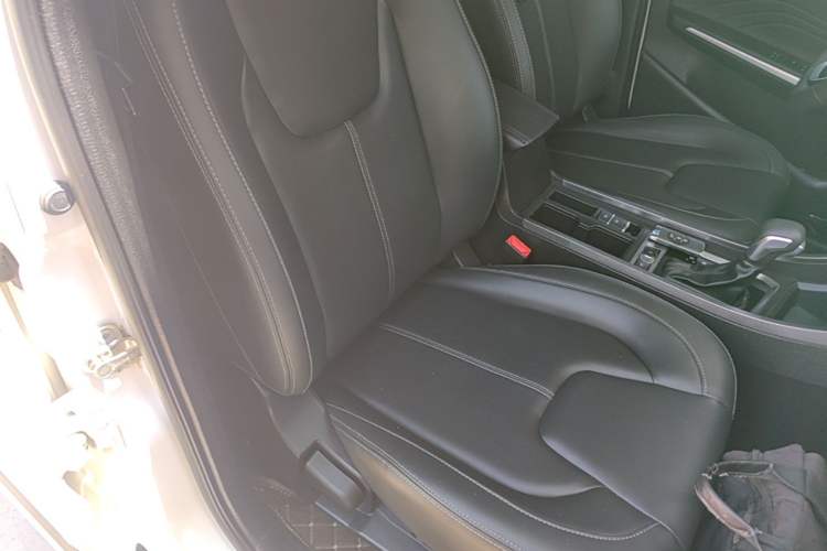 Used Chery Tiggo 3X 2021 PLUS 1.5L CVT Thrilling Red Date Edition Right Front Seat
