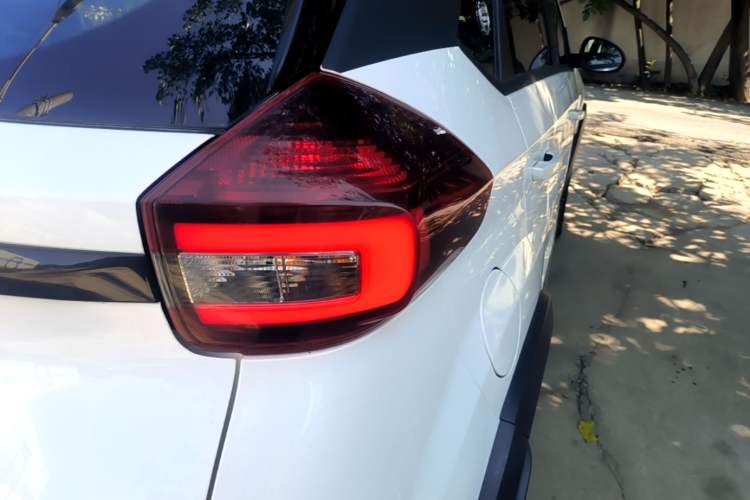 Used Chery Tiggo 3X 2021 Diamond Edition 1.5L CVT 3-Carat Right Rear Taillight