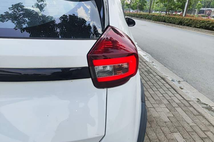 Used Chery Tiggo 3X 2021 PLUS 1.5L CVT Thrilling Red Date Edition Right Rear Taillight