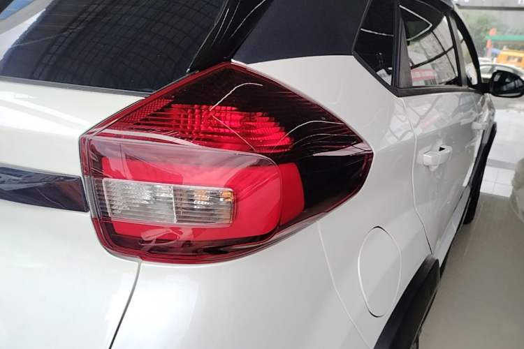 Used Chery Tiggo 3X 2021 Diamond Edition 1.5L CVT 3-Carat Right Rear Taillight