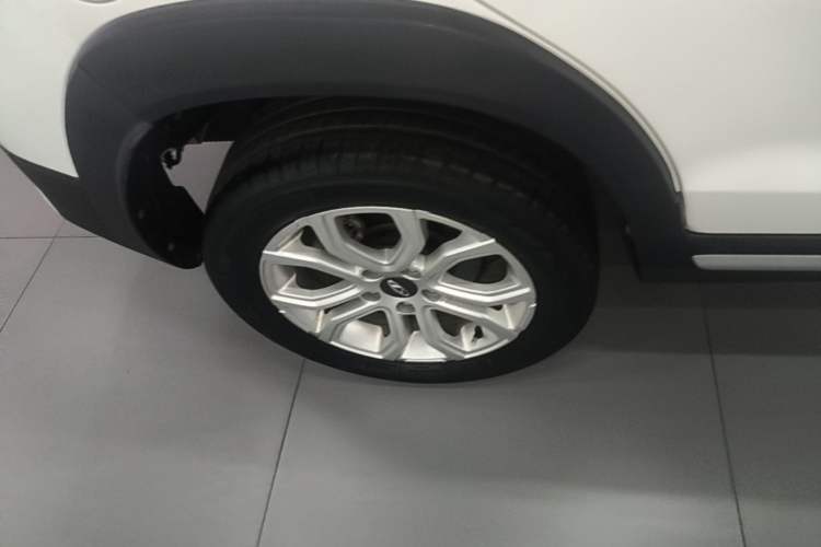 Used Chery Tiggo 3X 2021 PLUS 1.5L CVT "Painkai Red Date" Edition II Right Rear Wheel Hub
