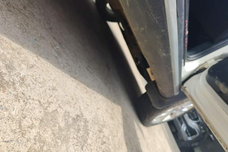 Used Chery Tiggo 3X 2021 PLUS 1.5L CVT Thrilling Red Date Edition Right Side Sill