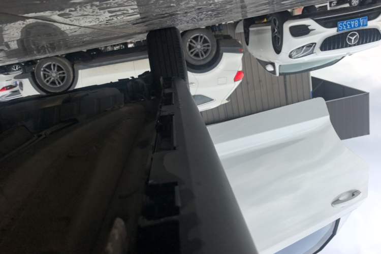 Used Chery Tiggo 3X 2021 PLUS 1.5L CVT Thrilling Red Date Edition Right Side Sill