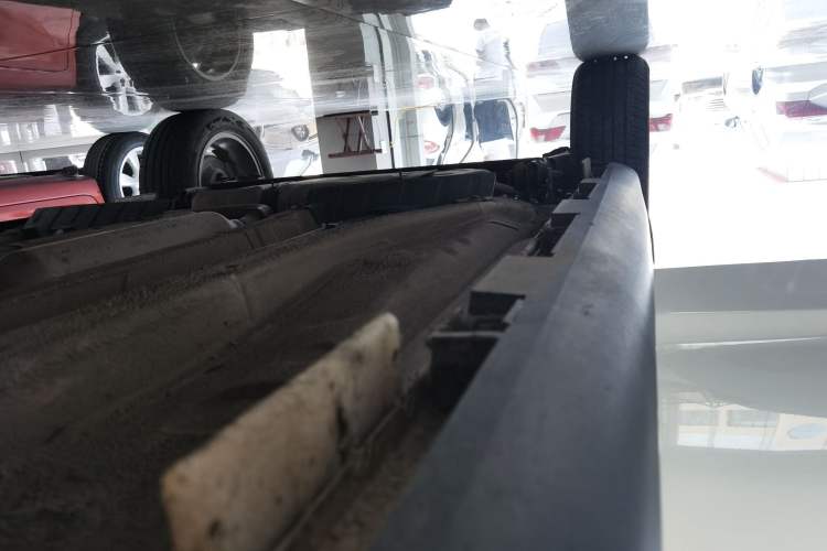 Used Chery Tiggo 3X 2021 PLUS 1.5L CVT "Painkai Red Date" Edition II Right Side Sill