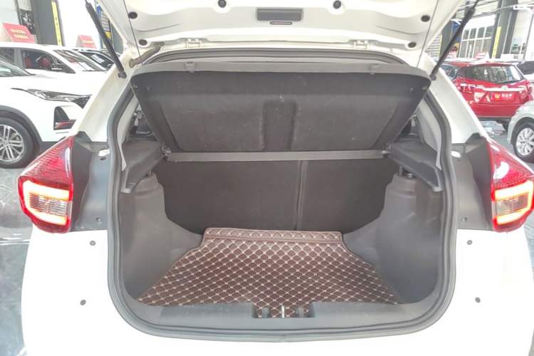 Used Chery Tiggo 3X 2021 PLUS 1.5L CVT "Painkai Red Date" Edition II Trunk