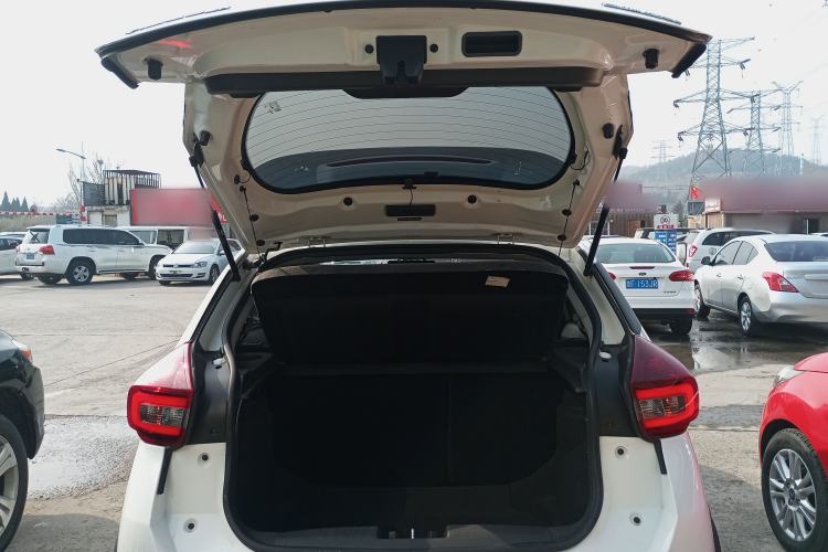 Used Chery Tiggo 3X 2021 Revised Diamond Edition 1.5L Manual 2 Carat Trunk