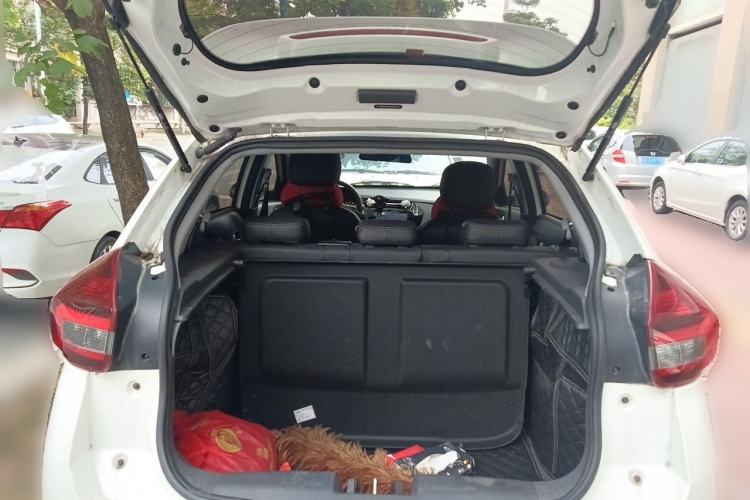 Used Chery Tiggo 3X 2021 PLUS 1.5L CVT Thrilling Red Date Edition Trunk