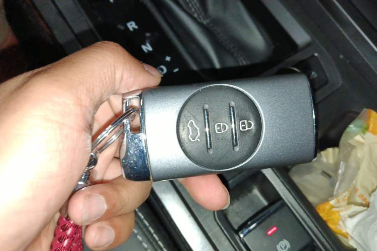 Used Chery Tiggo 3X 2021 Facelifted PLUS 1.5L CVT "Pukua" Red Jujube Edition Type I Vehicle Key